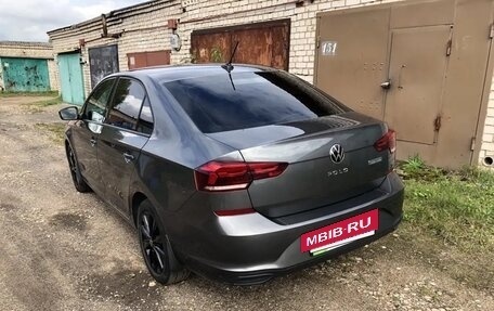 Volkswagen Polo VI (EU Market), 2021 год, 1 950 000 рублей, 2 фотография