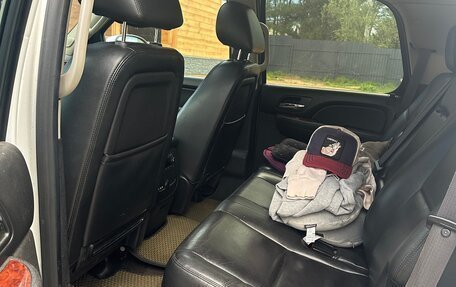 Chevrolet Tahoe III, 2013 год, 2 500 000 рублей, 6 фотография