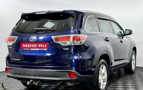 Toyota Highlander III, 2014 год, 2 480 000 рублей, 6 фотография