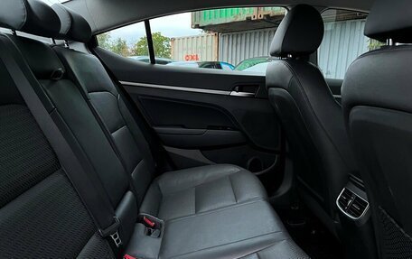 Hyundai Elantra VI рестайлинг, 2019 год, 1 259 600 рублей, 8 фотография