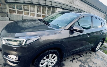 Hyundai Tucson III, 2019 год, 2 475 000 рублей, 3 фотография