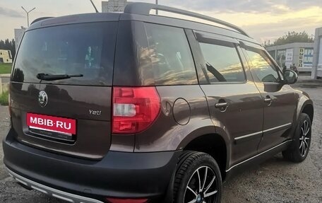 Skoda Yeti I рестайлинг, 2014 год, 1 100 000 рублей, 6 фотография