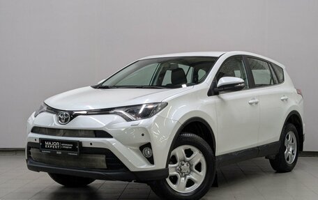 Toyota RAV4, 2018 год, 2 740 000 рублей, 1 фотография