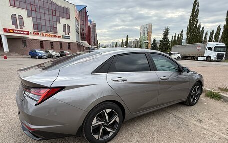 Hyundai Elantra, 2023 год, 2 450 000 рублей, 5 фотография