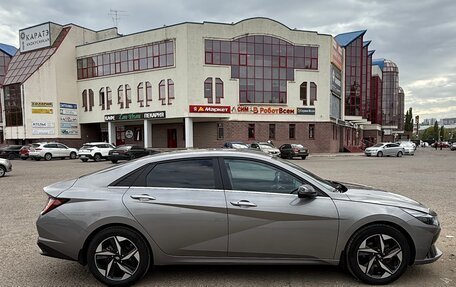 Hyundai Elantra, 2023 год, 2 450 000 рублей, 3 фотография