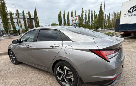 Hyundai Elantra, 2023 год, 2 450 000 рублей, 9 фотография