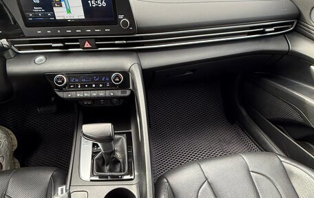 Hyundai Elantra, 2023 год, 2 450 000 рублей, 32 фотография