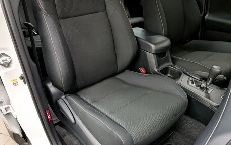 Toyota RAV4, 2018 год, 2 740 000 рублей, 17 фотография
