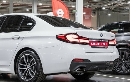 BMW 5 серия, 2021 год, 4 600 000 рублей, 15 фотография
