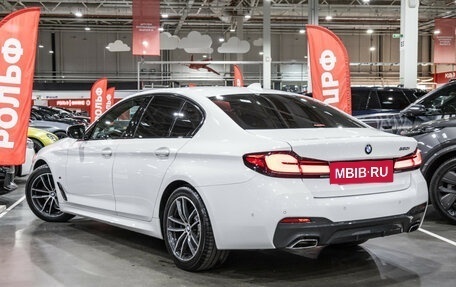BMW 5 серия, 2021 год, 4 600 000 рублей, 13 фотография