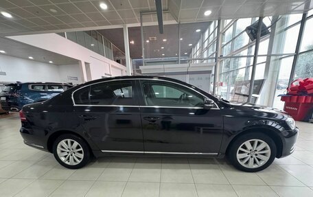 Volkswagen Passat B7, 2011 год, 1 099 900 рублей, 3 фотография
