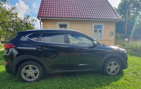 Hyundai Tucson III, 2017 год, 1 850 000 рублей, 8 фотография