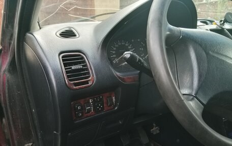 Mitsubishi Carisma I, 1997 год, 160 000 рублей, 6 фотография