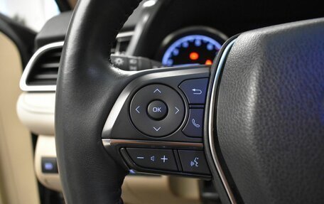 Toyota Camry, 2020 год, 2 999 000 рублей, 10 фотография