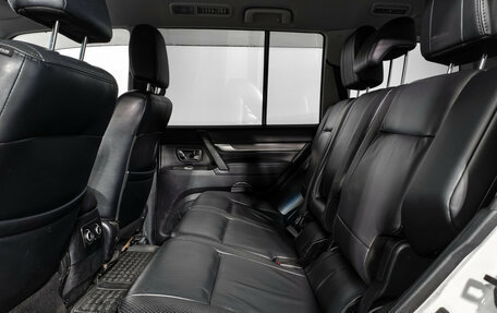 Mitsubishi Pajero IV, 2011 год, 1 749 000 рублей, 12 фотография