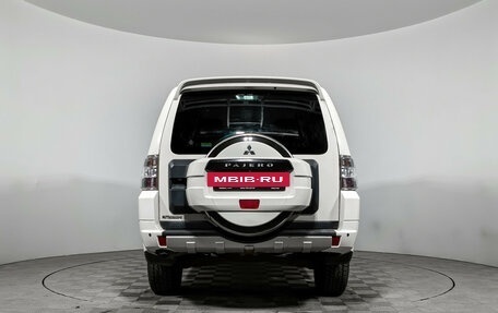 Mitsubishi Pajero IV, 2011 год, 1 749 000 рублей, 6 фотография