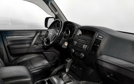 Mitsubishi Pajero IV, 2011 год, 1 749 000 рублей, 13 фотография