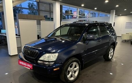 Lexus RX IV рестайлинг, 2001 год, 775 000 рублей, 7 фотография