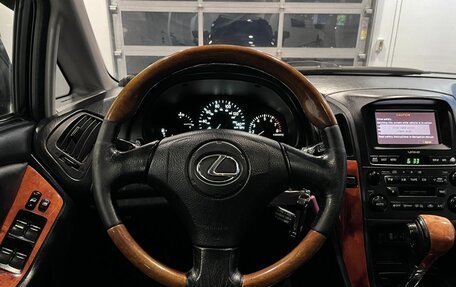 Lexus RX IV рестайлинг, 2001 год, 775 000 рублей, 10 фотография