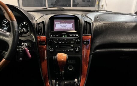 Lexus RX IV рестайлинг, 2001 год, 775 000 рублей, 13 фотография