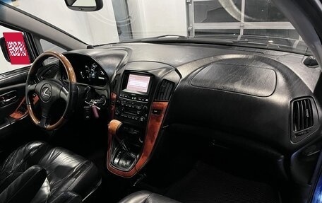 Lexus RX IV рестайлинг, 2001 год, 775 000 рублей, 12 фотография
