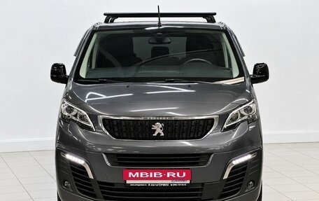 Peugeot Traveller I, 2019 год, 2 140 000 рублей, 2 фотография