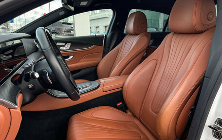 Mercedes-Benz CLS, 2021 год, 6 090 000 рублей, 15 фотография