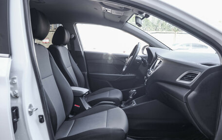 Hyundai Solaris II рестайлинг, 2019 год, 1 499 000 рублей, 21 фотография