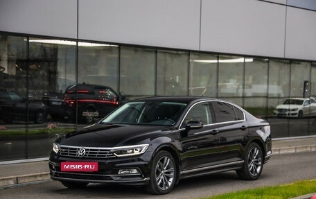 Volkswagen Passat B8 рестайлинг, 2017 год, 2 399 000 рублей, 3 фотография