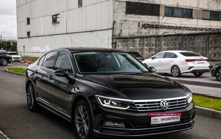 Volkswagen Passat B8 рестайлинг, 2017 год, 2 399 000 рублей, 5 фотография