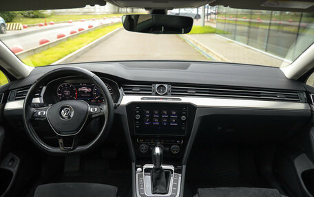 Volkswagen Passat B8 рестайлинг, 2017 год, 2 399 000 рублей, 11 фотография