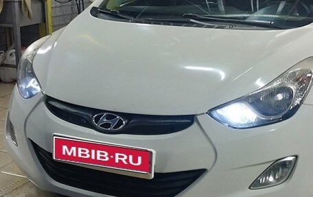 Hyundai Elantra V, 2012 год, 990 000 рублей, 2 фотография