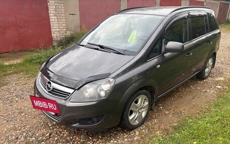 Opel Zafira B, 2011 год, 740 000 рублей, 6 фотография