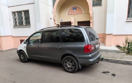 Volkswagen Sharan I рестайлинг, 2004 год, 480 000 рублей, 3 фотография