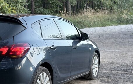 Opel Astra J, 2010 год, 555 000 рублей, 10 фотография