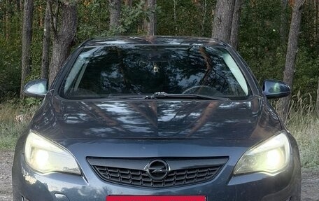 Opel Astra J, 2010 год, 555 000 рублей, 14 фотография