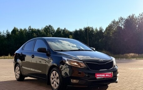 KIA Rio III рестайлинг, 2016 год, 700 000 рублей, 2 фотография