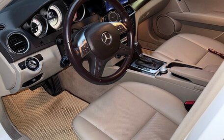 Mercedes-Benz C-Класс, 2012 год, 1 250 000 рублей, 8 фотография