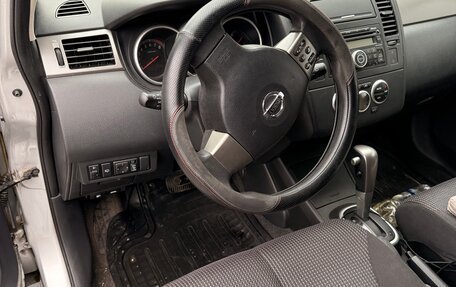 Nissan Tiida, 2011 год, 850 000 рублей, 2 фотография