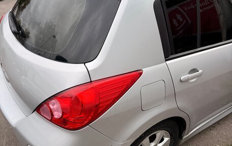 Nissan Tiida, 2011 год, 850 000 рублей, 24 фотография