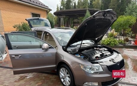 Skoda Superb III рестайлинг, 2012 год, 1 250 000 рублей, 6 фотография