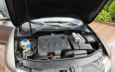 Skoda Superb III рестайлинг, 2012 год, 1 250 000 рублей, 19 фотография