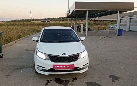 KIA Rio III рестайлинг, 2015 год, 950 000 рублей, 7 фотография