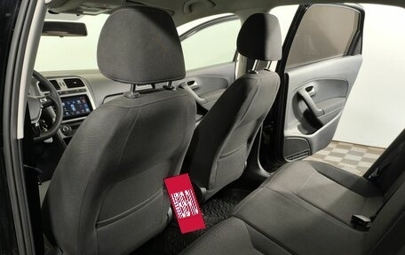 Volkswagen Polo VI (EU Market), 2017 год, 1 100 000 рублей, 11 фотография