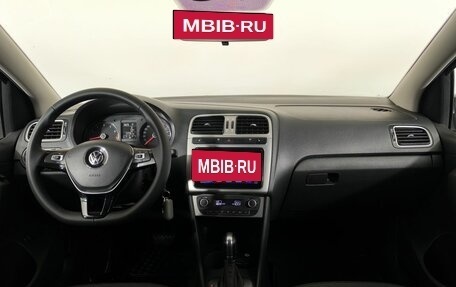 Volkswagen Polo VI (EU Market), 2017 год, 1 100 000 рублей, 12 фотография