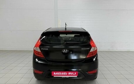 Hyundai Solaris II рестайлинг, 2012 год, 650 000 рублей, 7 фотография