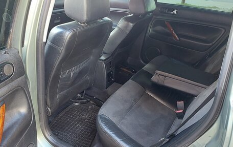 Volkswagen Passat B5+ рестайлинг, 2002 год, 399 999 рублей, 3 фотография