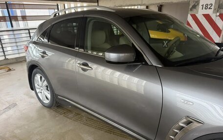 Infiniti FX II, 2013 год, 2 500 000 рублей, 3 фотография