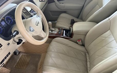 Infiniti FX II, 2013 год, 2 500 000 рублей, 8 фотография