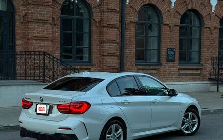 BMW 1 серия, 2022 год, 2 500 000 рублей, 2 фотография